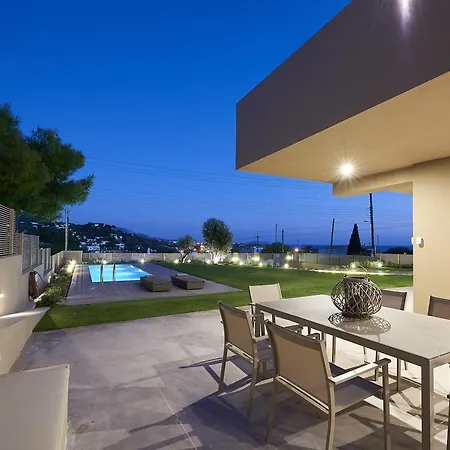 Elaia Luxury *